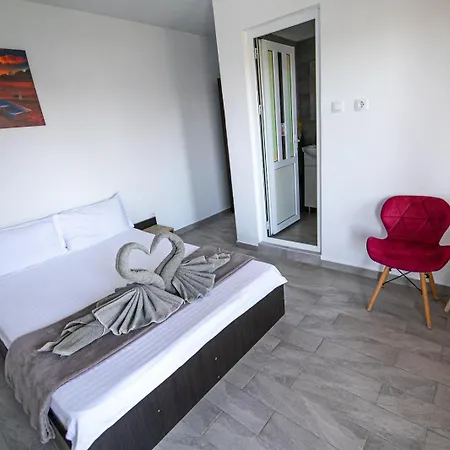 Casa Jessi Două Mai